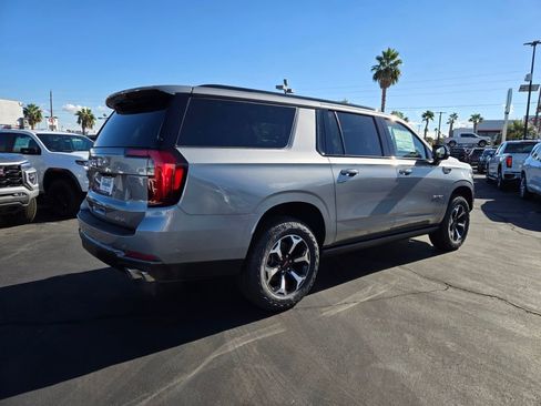 New 2026 GMC Yukon XL AT4 w/ AT4 Premium Plus Package AWD/4WD image 4