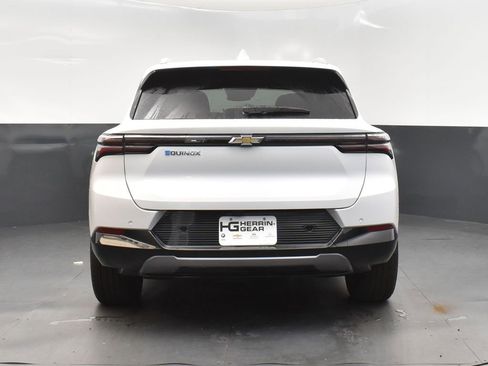 New 2025 Chevrolet Equinox EV LT FWD image 6
