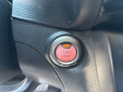 Used 2019 Nissan Sentra SV image 18