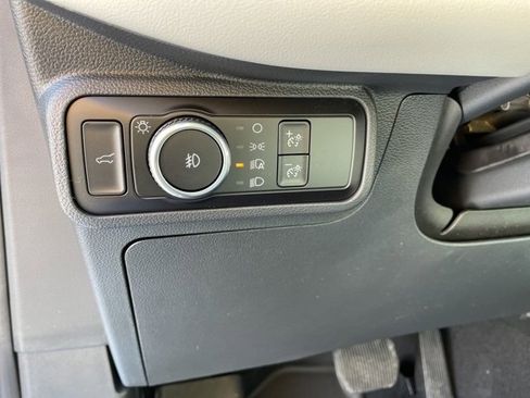 New 2026 Ford Explorer Platinum image 29