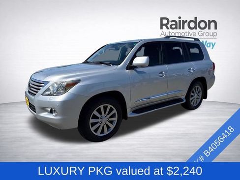 Used 2011 Lexus LX 570 4WD w/ Luxury Pkg image 3