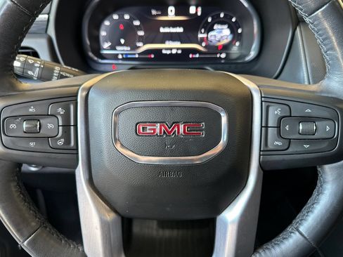 Used 2022 GMC Yukon SLT w/ SLT Luxury Package RWD image 25