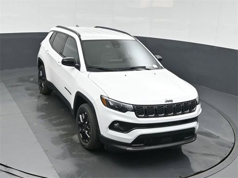 New 2026 Jeep Compass Latitude image 37