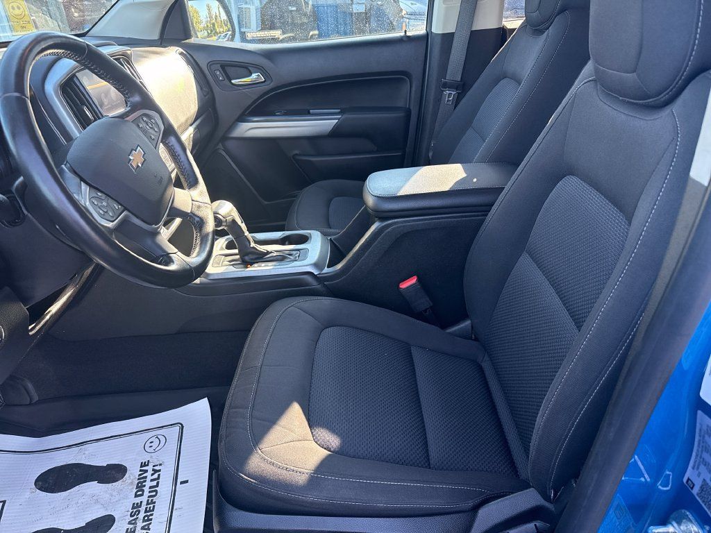 Used 2021 Chevrolet Colorado LT w/ Safety Package AWD/4WD image 10