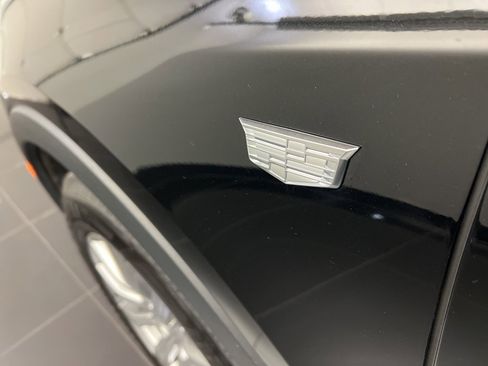 Used 2022 Cadillac XT4 Premium Luxury w/ Safety Alert Package image 35