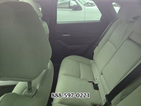 Used 2022 MAZDA CX-30 AWD 2.5 S w/ Premium Package image 4