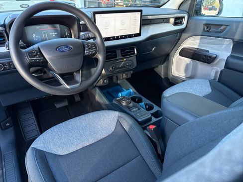New 2025 Ford Maverick XLT w/ Equipment Group 301A image 21