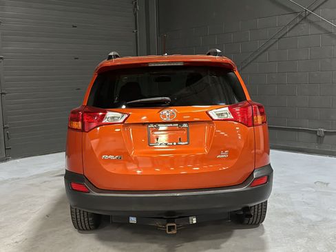 Used 2015 Toyota RAV4 LE AWD/4WD image 5