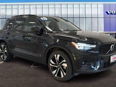 Certified 2023 Volvo XC40 B5 Ultimate w/ Climate Package