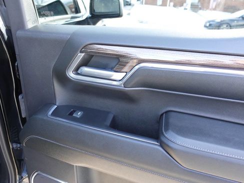 Used 2024 Chevrolet Silverado 1500 LT image 28