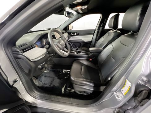 Used 2023 Jeep Compass Limited AWD/4WD image 19