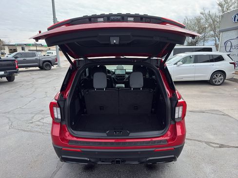 Used 2025 Ford Explorer ST-Line w/ Premium Package image 12