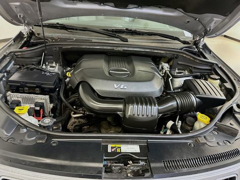 Used 2015 Jeep Grand Cherokee Limited w/ Luxury Group II image 36