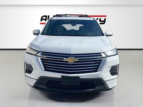 Used 2023 Chevrolet Traverse Premier w/ LPO, 'HIT The Road' Package FWD image 2