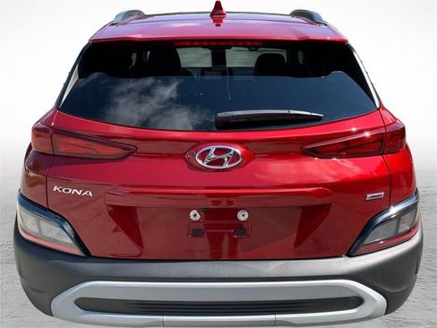 Certified 2023 Hyundai Kona SEL w/ Convenience Package AWD/4WD image 4