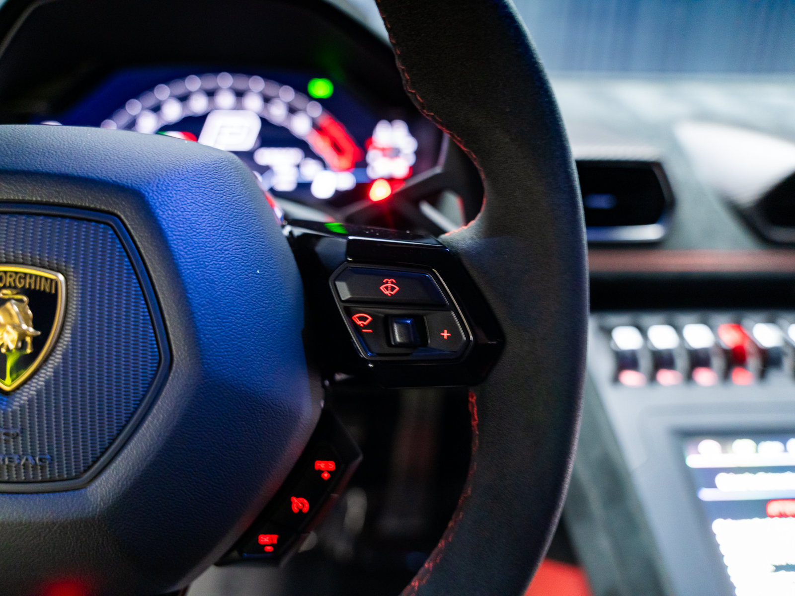 Used 2022 Lamborghini Huracan STO RWD image 59