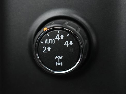 Used 2015 GMC Sierra 1500 SLE w/ SLE Value Package image 20