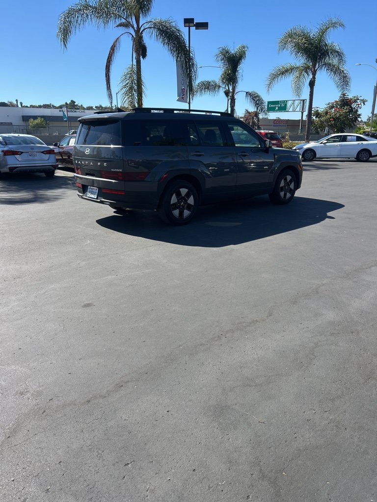 Used 2025 Hyundai Santa Fe SEL AWD/4WD image 6