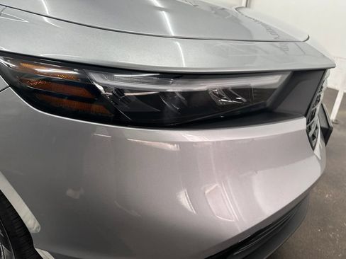 Used 2025 Honda Accord SE image 10