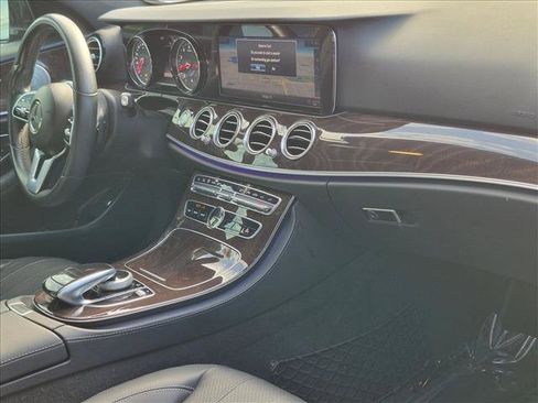 Used 2019 Mercedes-Benz E 300 image 21