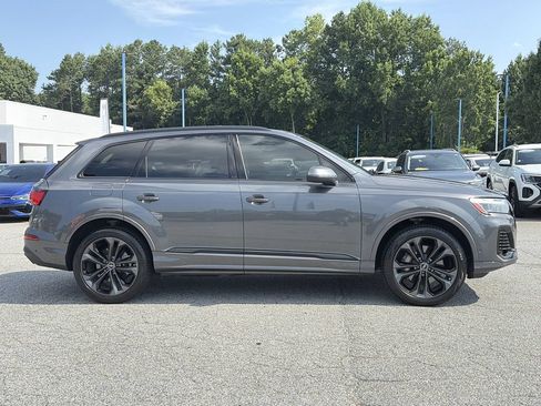 Used 2025 Audi Q7 3.0T Premium Plus w/ Premium Plus Package AWD/4WD image 8