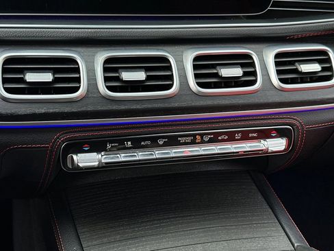 Used 2022 Mercedes-Benz GLE 53 AMG 4MATIC Coupe image 21