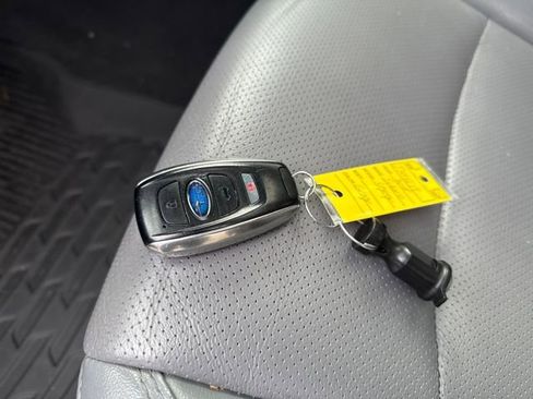 Used 2018 Subaru Legacy 3.6R Limited image 33