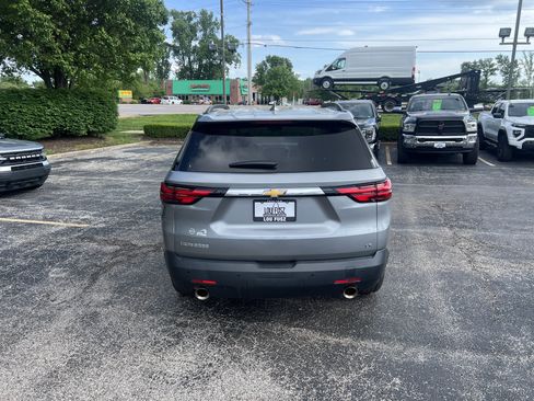 Used 2023 Chevrolet Traverse LT AWD/4WD image 6