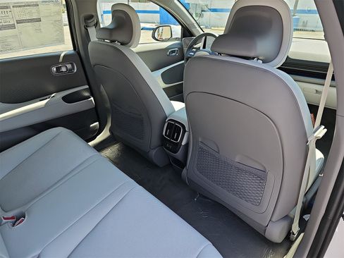 New 2025 Hyundai Ioniq 6 SEL image 11