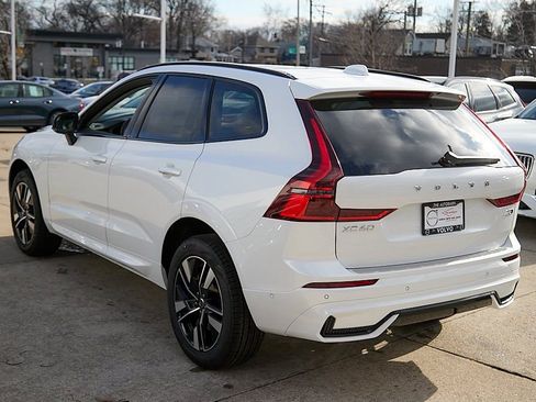 New 2026 Volvo XC60 B5 Plus w/ Climate Package image 7
