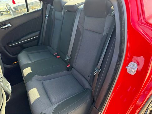 Used 2022 Dodge Charger SXT RWD image 15