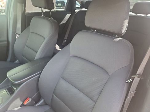 Used 2025 Chevrolet Malibu LT FWD image 5