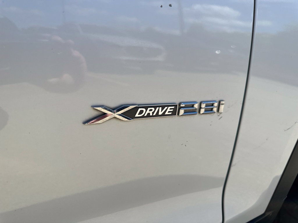 Used 2016 BMW X3 xDrive28i AWD/4WD image 8