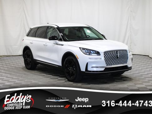 Used 2025 Lincoln Corsair FWD image 1