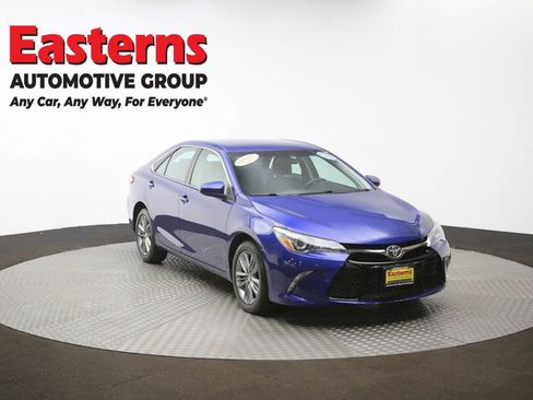 Used 2015 Toyota Camry SE image 49