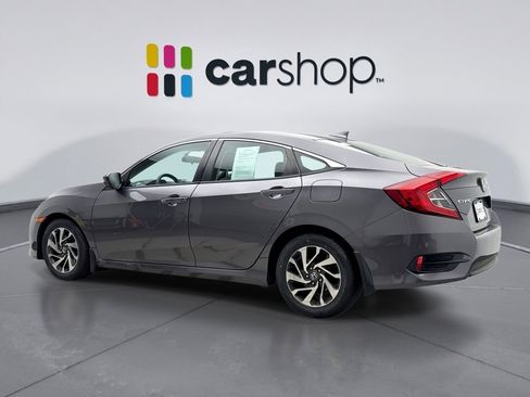 Used 2018 Honda Civic EX image 3