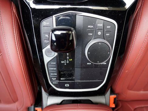 Used 2022 BMW X3 xDrive30i w/ M Sport Package 2 AWD/4WD image 33