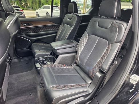 Used 2021 Jeep Grand Cherokee L Summit w/ Advanced Protech Group IV AWD/4WD image 13
