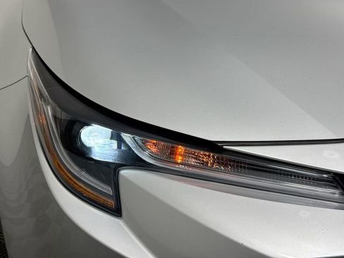 Used 2024 Toyota Corolla LE image 3