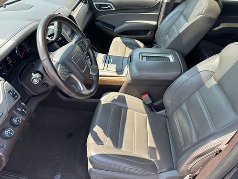 Used 2020 GMC Yukon Denali image 12
