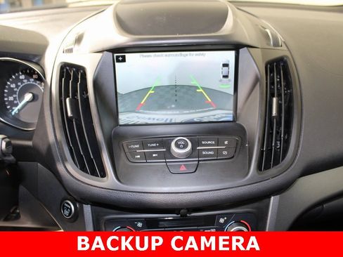 Certified 2019 Ford Escape SEL image 8