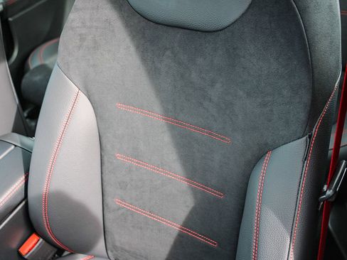 New 2026 Mercedes-Benz GLB 35 AMG 4MATIC image 19
