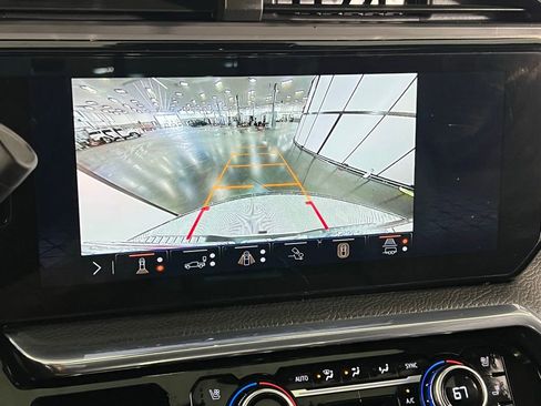 Used 2024 GMC Sierra 2500 Denali w/ Denali Reserve Package image 21