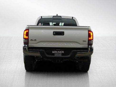 Used 2020 Toyota Tacoma SR5 image 4