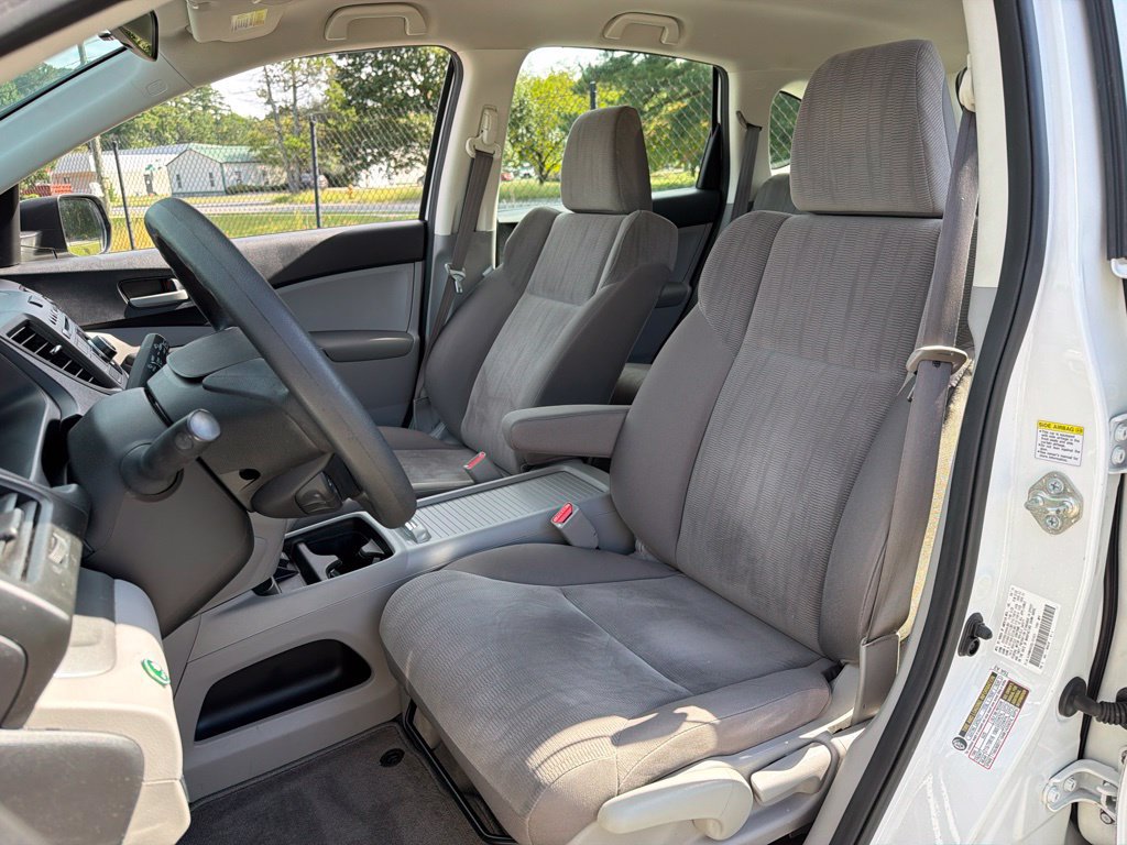 Used 2014 Honda CR-V LX image 19