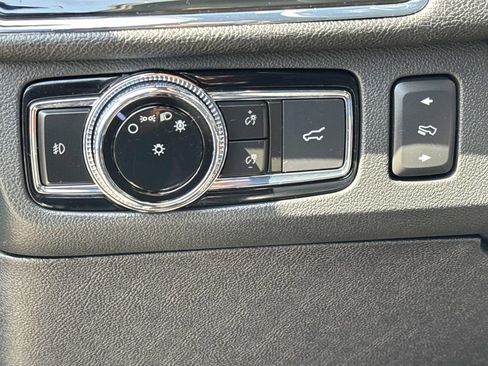 Used 2020 Lincoln Navigator Reserve w/ Equipment Group 208A Reserve image 21