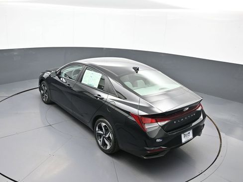 Used 2023 Hyundai Elantra SEL w/ Convenience Package image 39