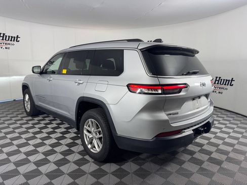 Used 2021 Jeep Grand Cherokee L Laredo w/ Luxury Tech Group I RWD image 9