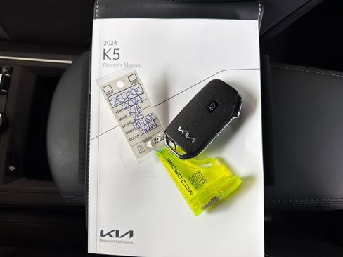 Used 2024 Kia K5 GT-Line FWD image 36