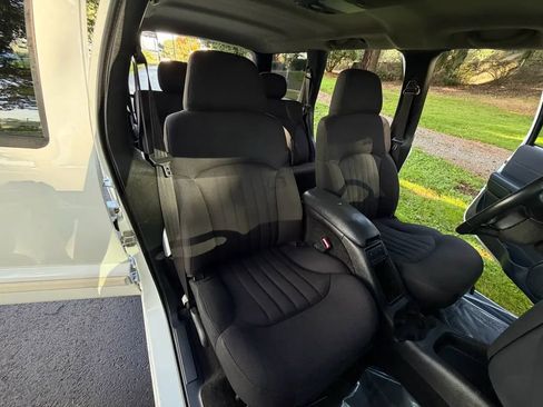 Used 2004 Chevrolet Blazer LS w/ Preferred Equipment Group image 28